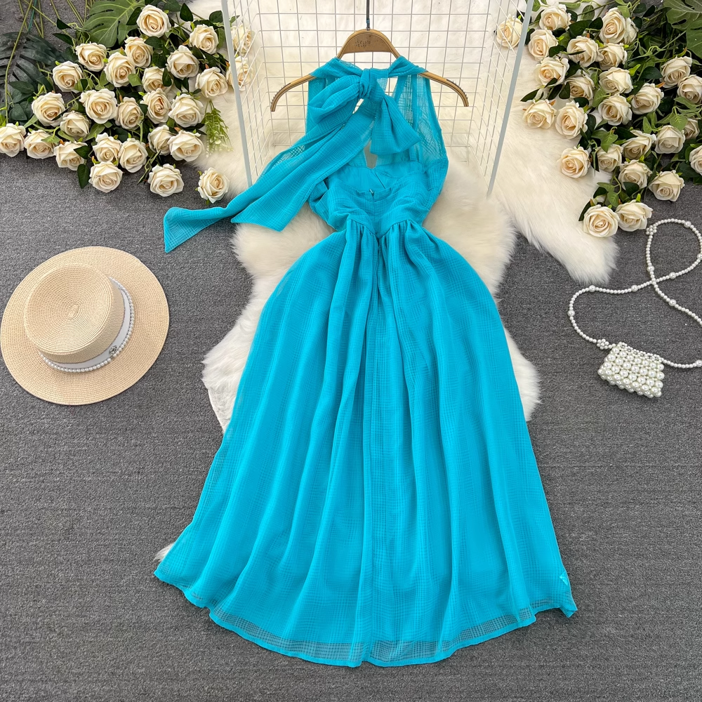 Deep V-neck mid-length sleeveless a-line dress  YM984