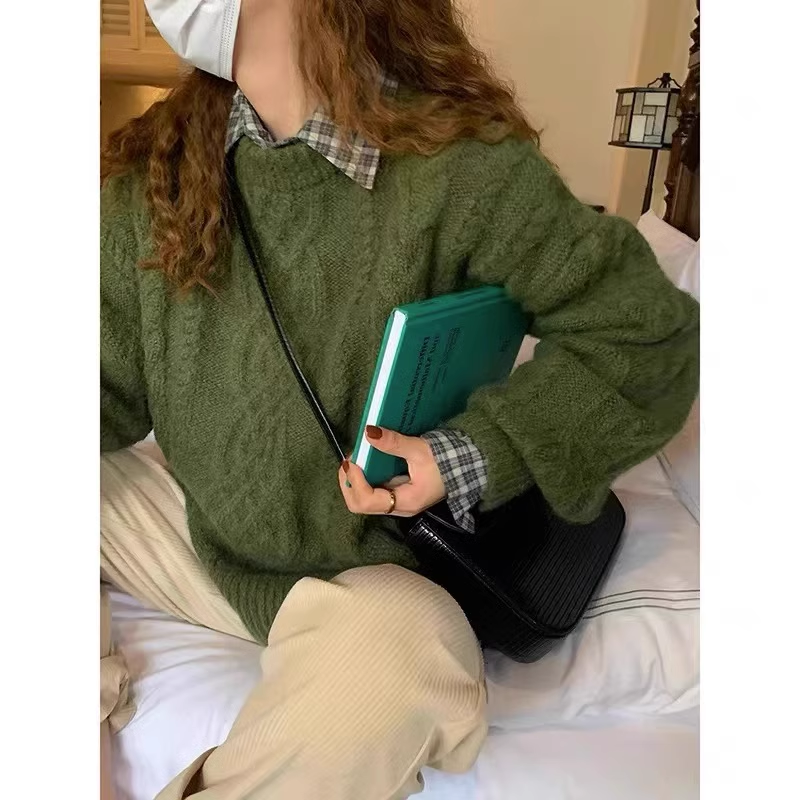 women's dark green twist sweater autumn and winter YM501