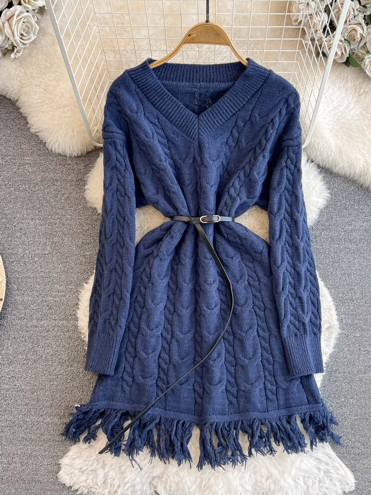 Long-sleeved V-neck waist slimming mid-length A-line fringed knitted sweater dress YM854