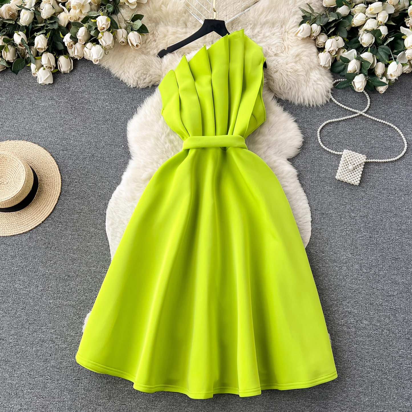 High-end three-dimensional petal dress YM450