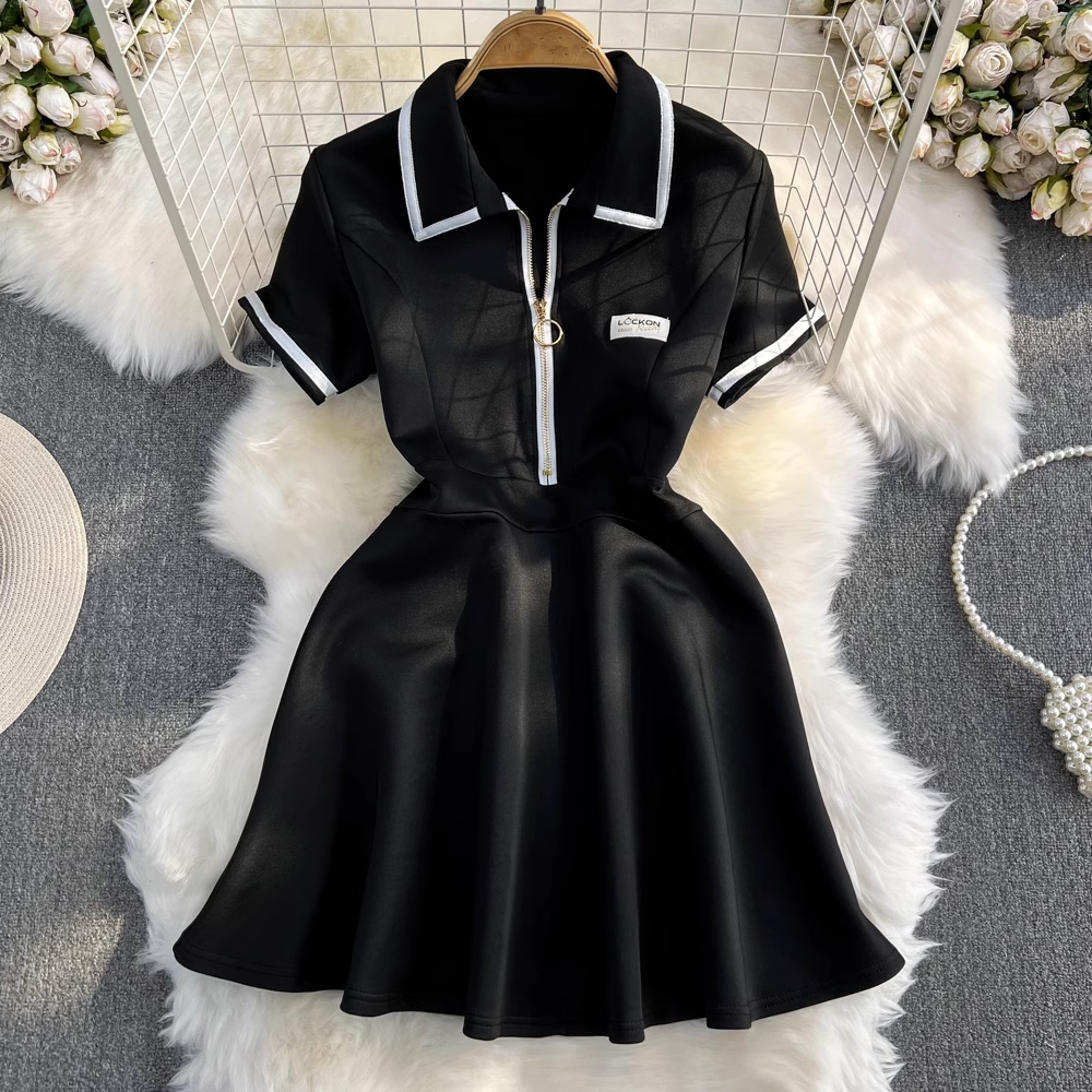 Retro short-sleeved contrasting color POLO collar A-line fluffy dress YM281