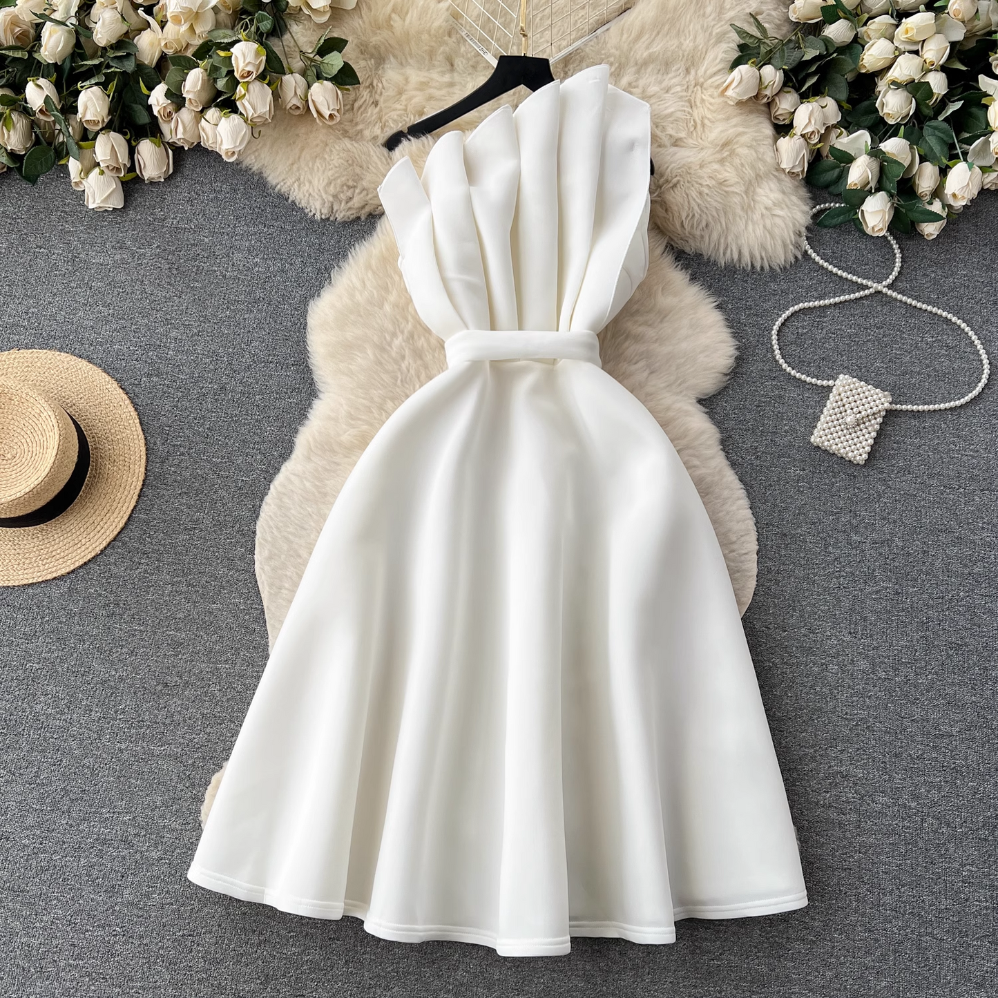 High-end three-dimensional petal dress YM450