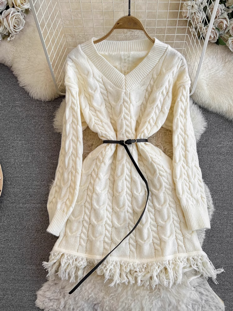 Long-sleeved V-neck waist slimming mid-length A-line fringed knitted sweater dress YM854