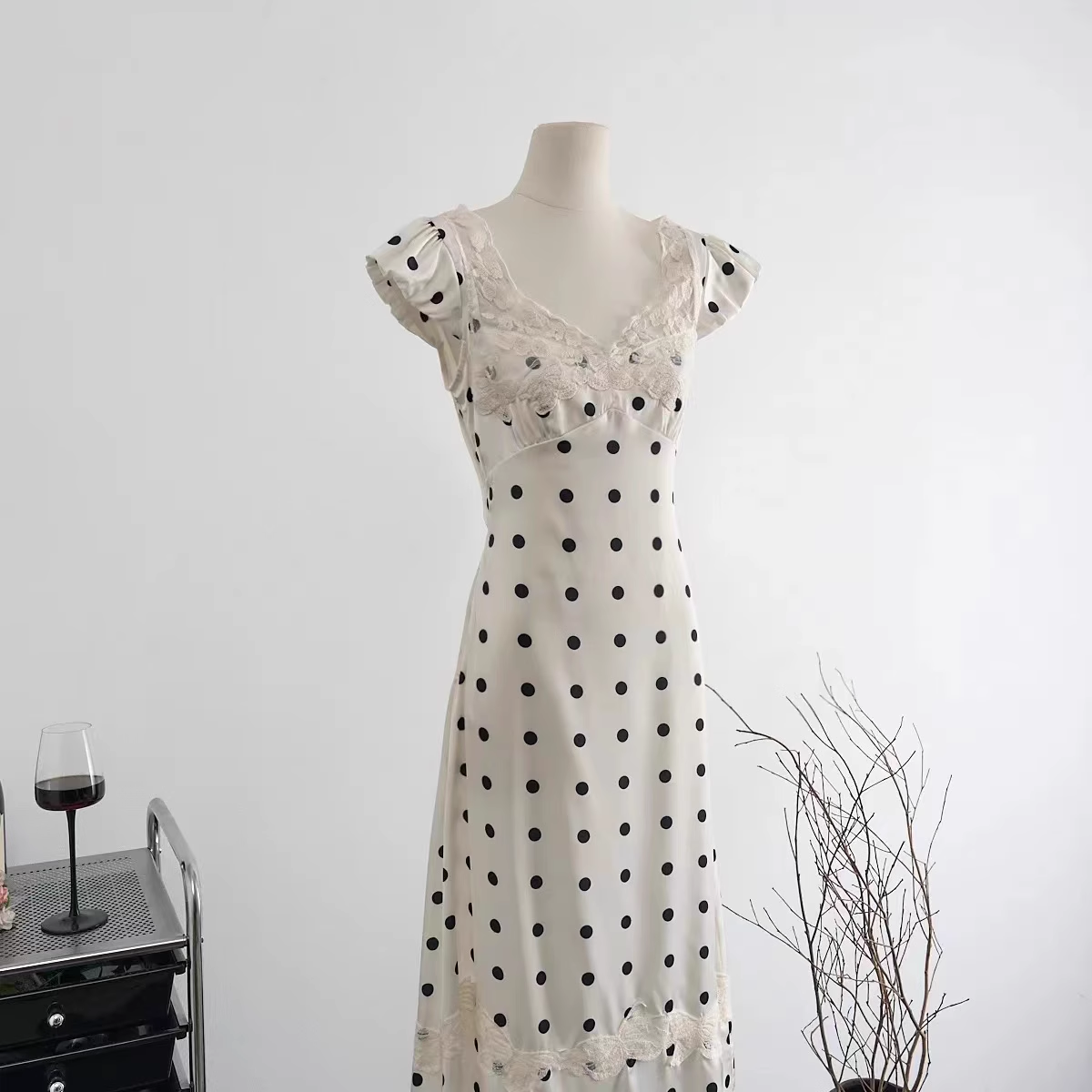 Summer New Satin Polka Dot Lace Backless Party Dress Birthday Dress YM1784