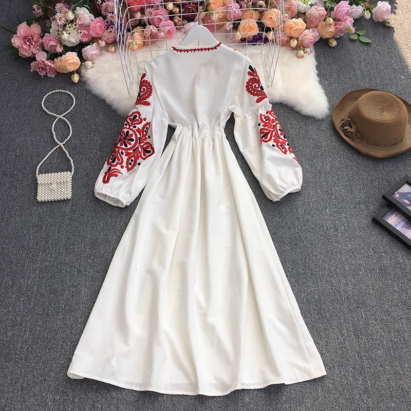 Bohemian ethnic style embroidered flower round neck lantern sleeve dress  YM522