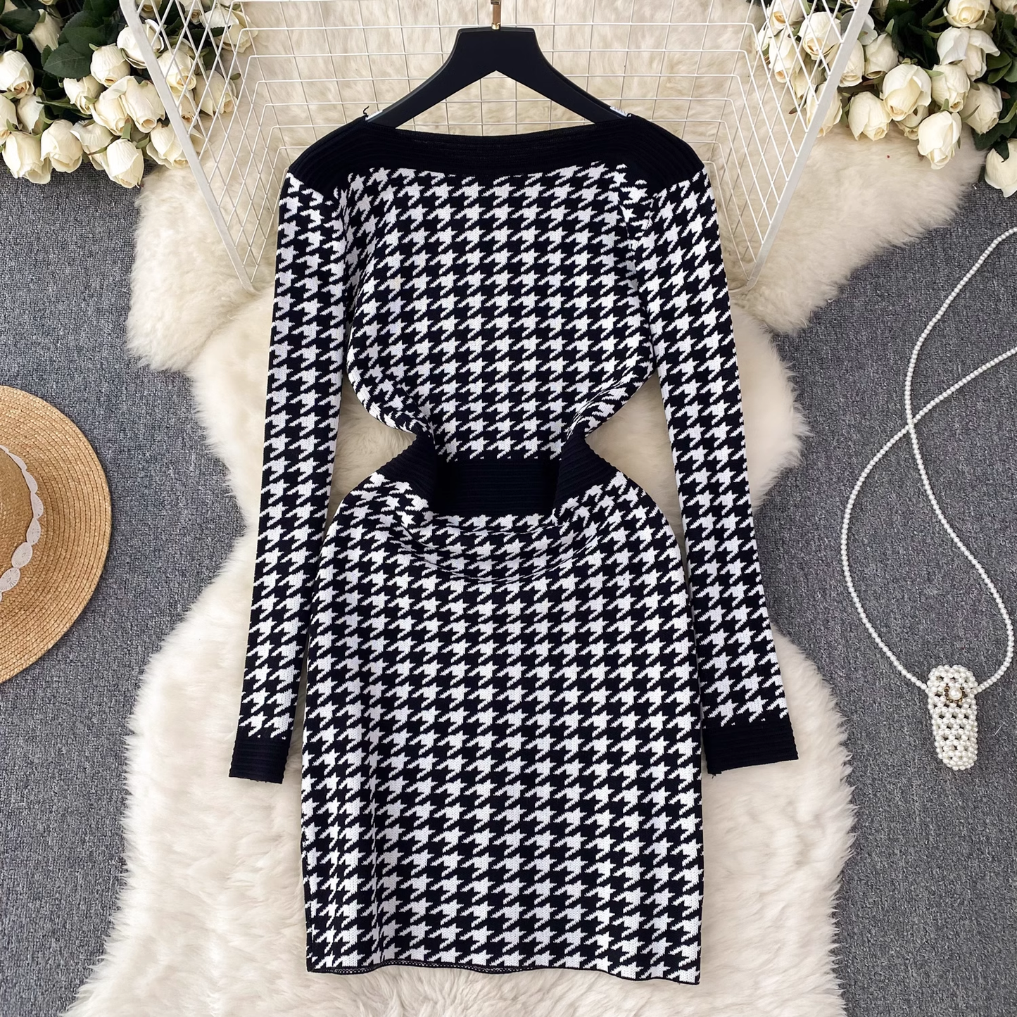 Women's autumn and winter waist-cinching long sleeve knitted dress YM437