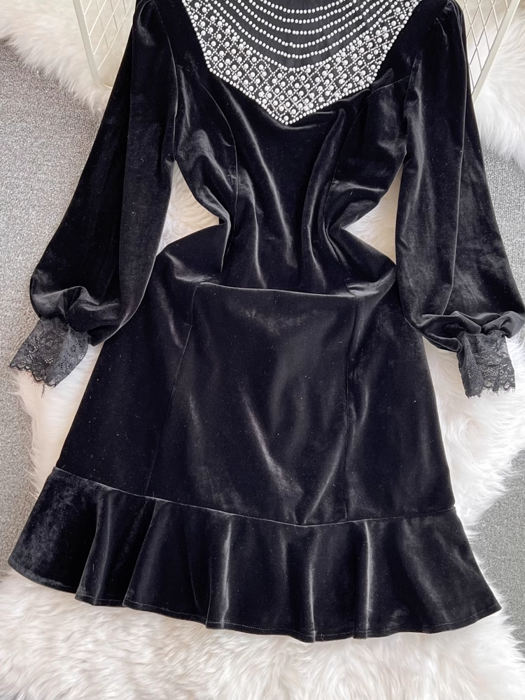 Long-sleeve stand-collar beaded panel ruffled velvet dress  YM1016