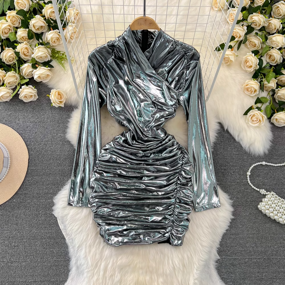 Stylish long-sleeved stand-up collar pleated short glossy metallic dress YM940