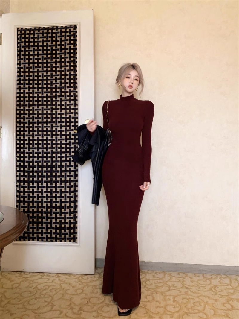 Simple Sheath Burgundy Long Birthday Outfits Party Dress YM1833