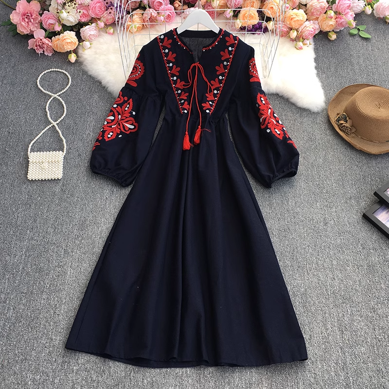 Bohemian ethnic style embroidered flower round neck lantern sleeve dress  YM522