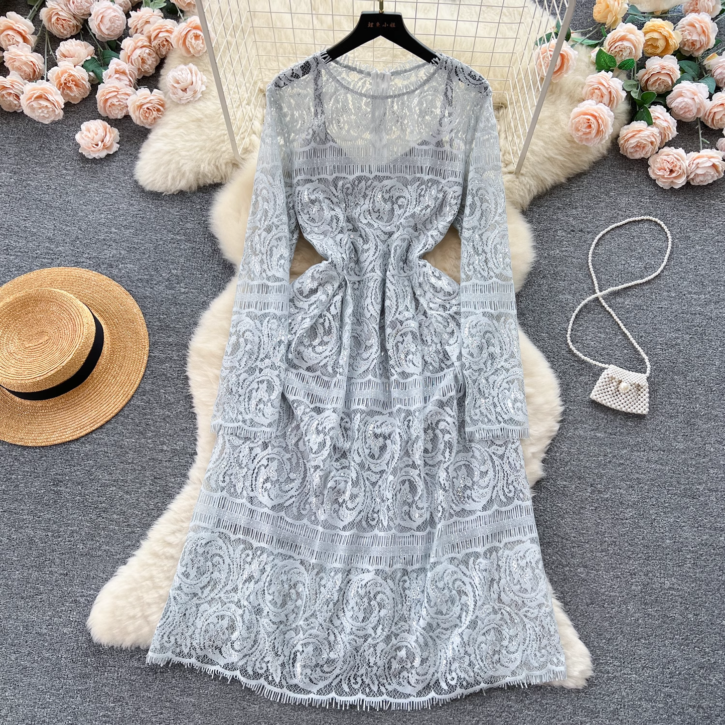 Women's Retro Round Neck Long Sleeve Lace Dress YM351