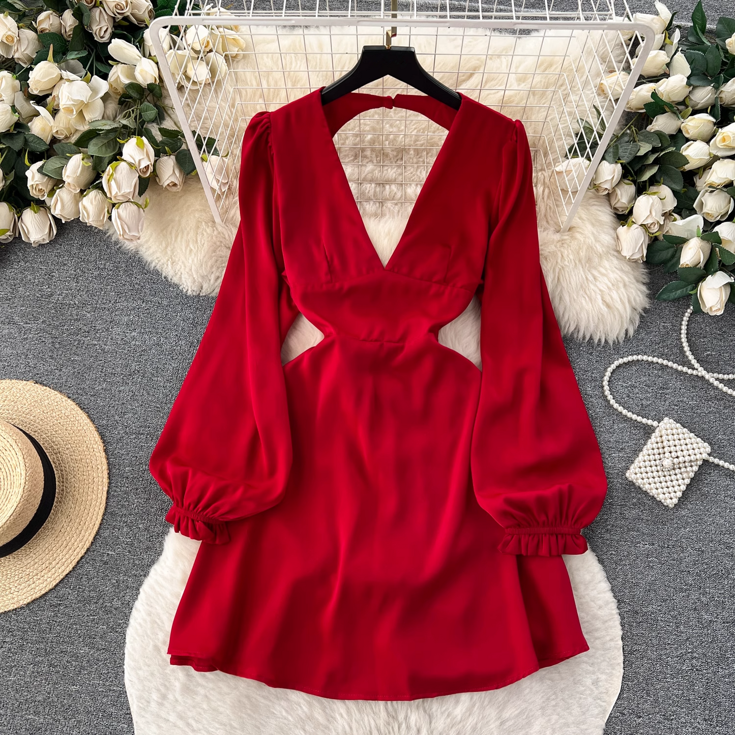 Deep V-neck low-cut backless puff-sleeve dress YM539