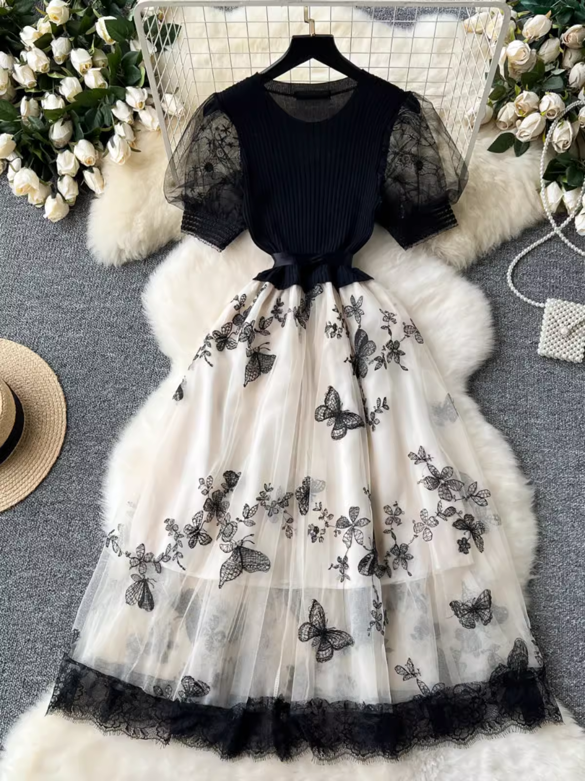 Retro Elegant Dress Women Knitted Splicing Embroidery Butterfly Mesh Fluffy Fairy Long Dress  YM1461