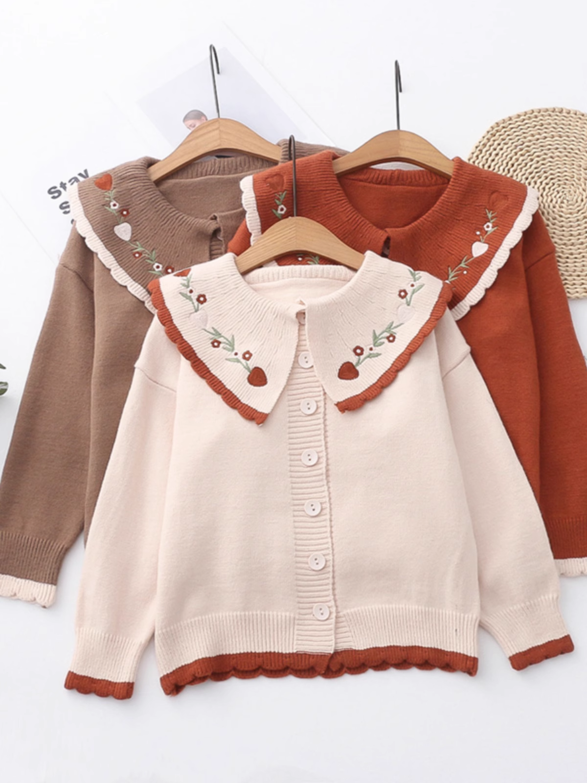 Lace big doll collar embroidered sweater women's autumn and winter knitted cardigan jacket YM779