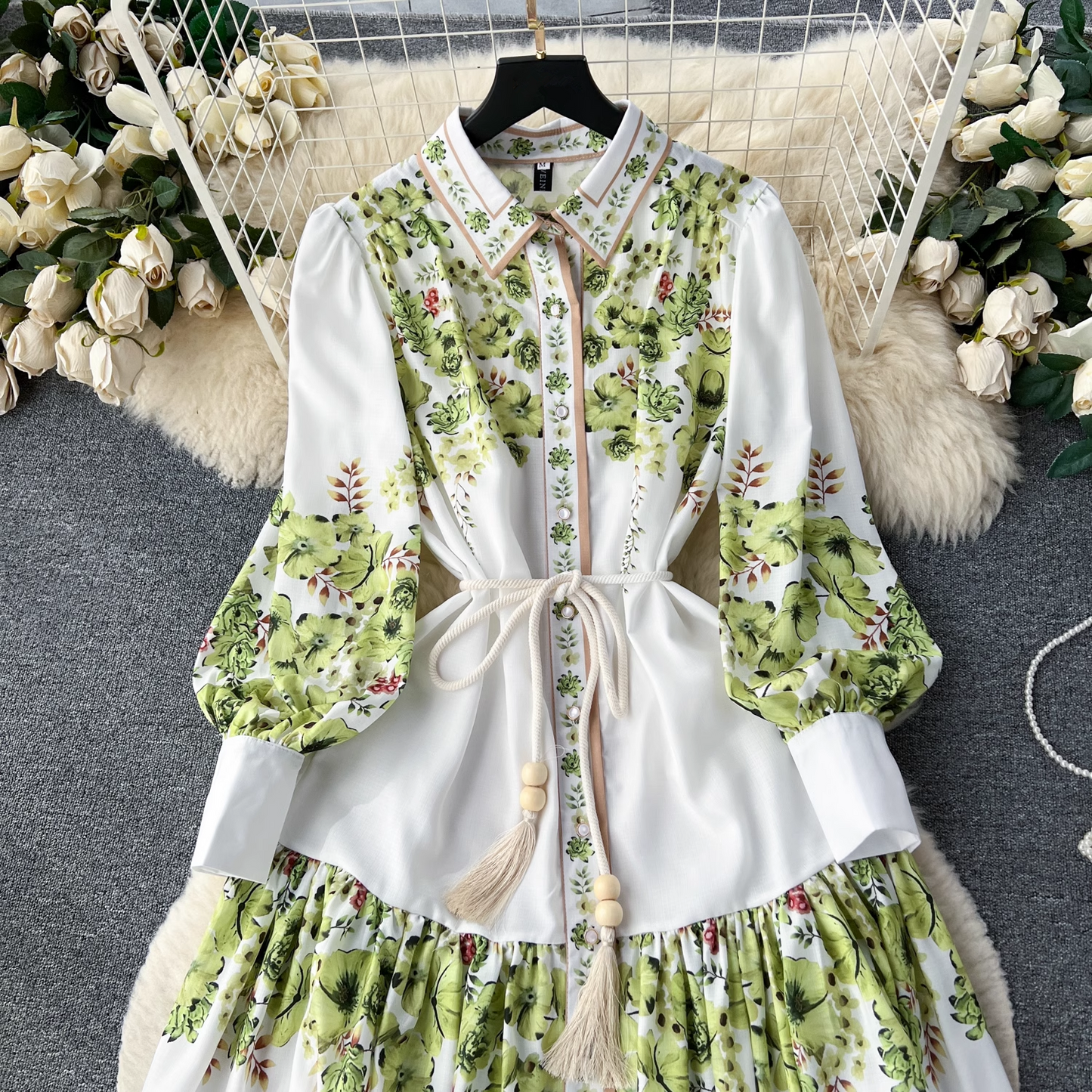 Autumn New French Retro Lapel Lantern Sleeve Printed Dress YM537