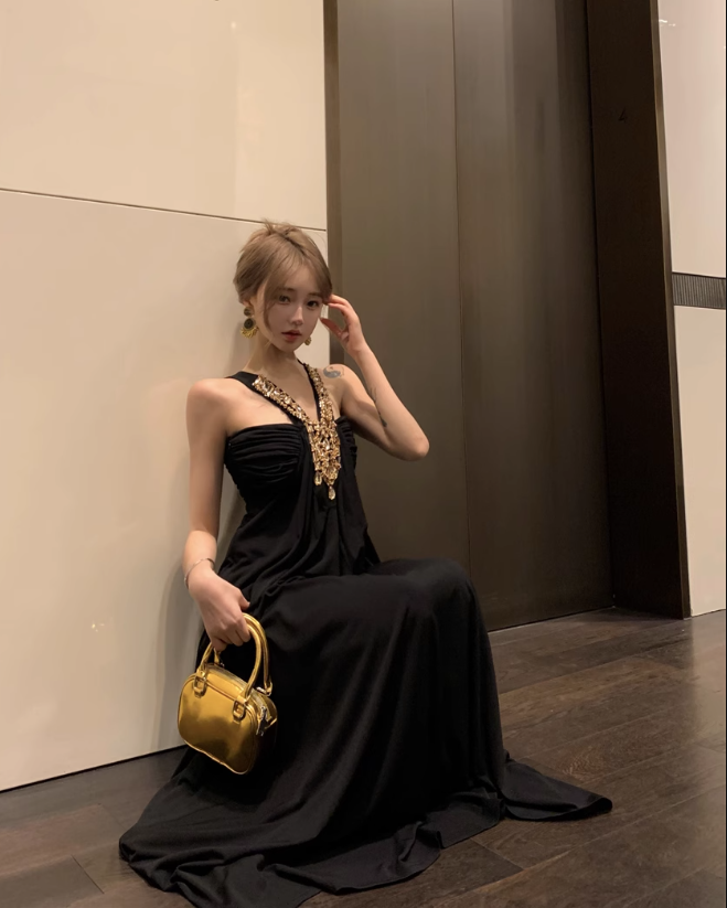 Gorgeous Halter Sleeveless Black Long Party Dress Birthday Dress YM1819