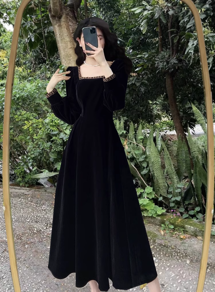 Black square neck velvet long dress YM713